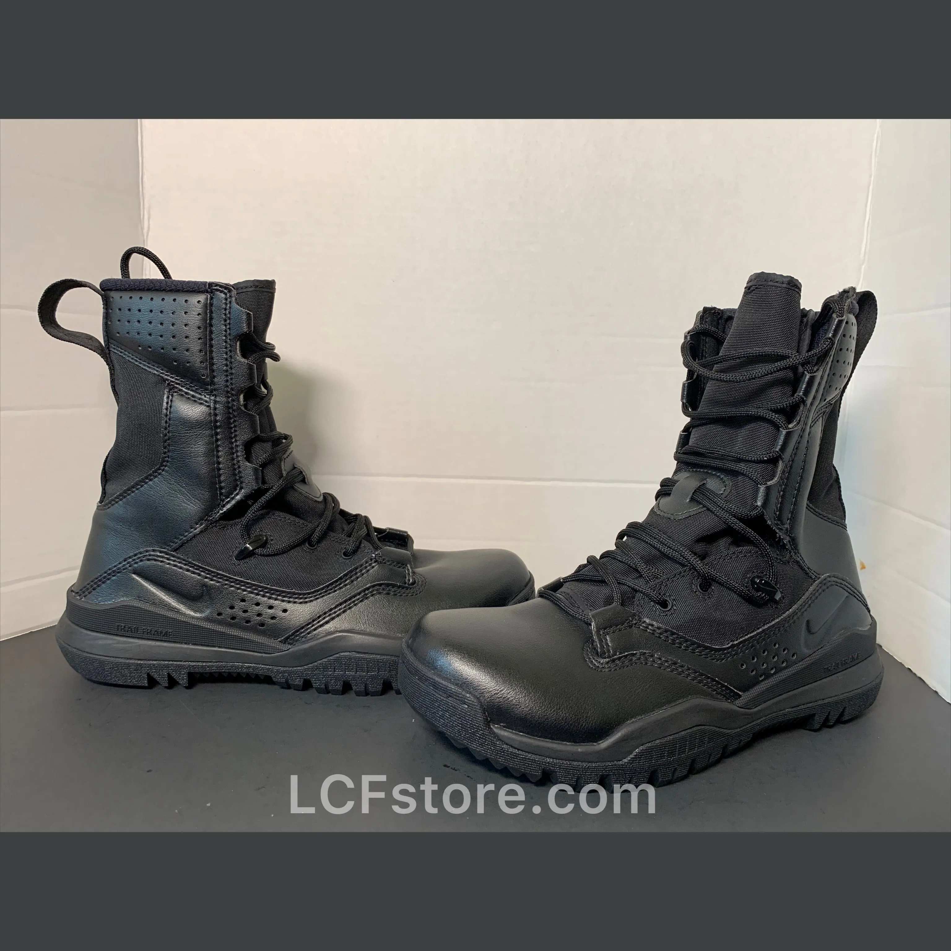 Nike SFB Special Field 2 Boot 8" Tactical Black Military Combat Boots